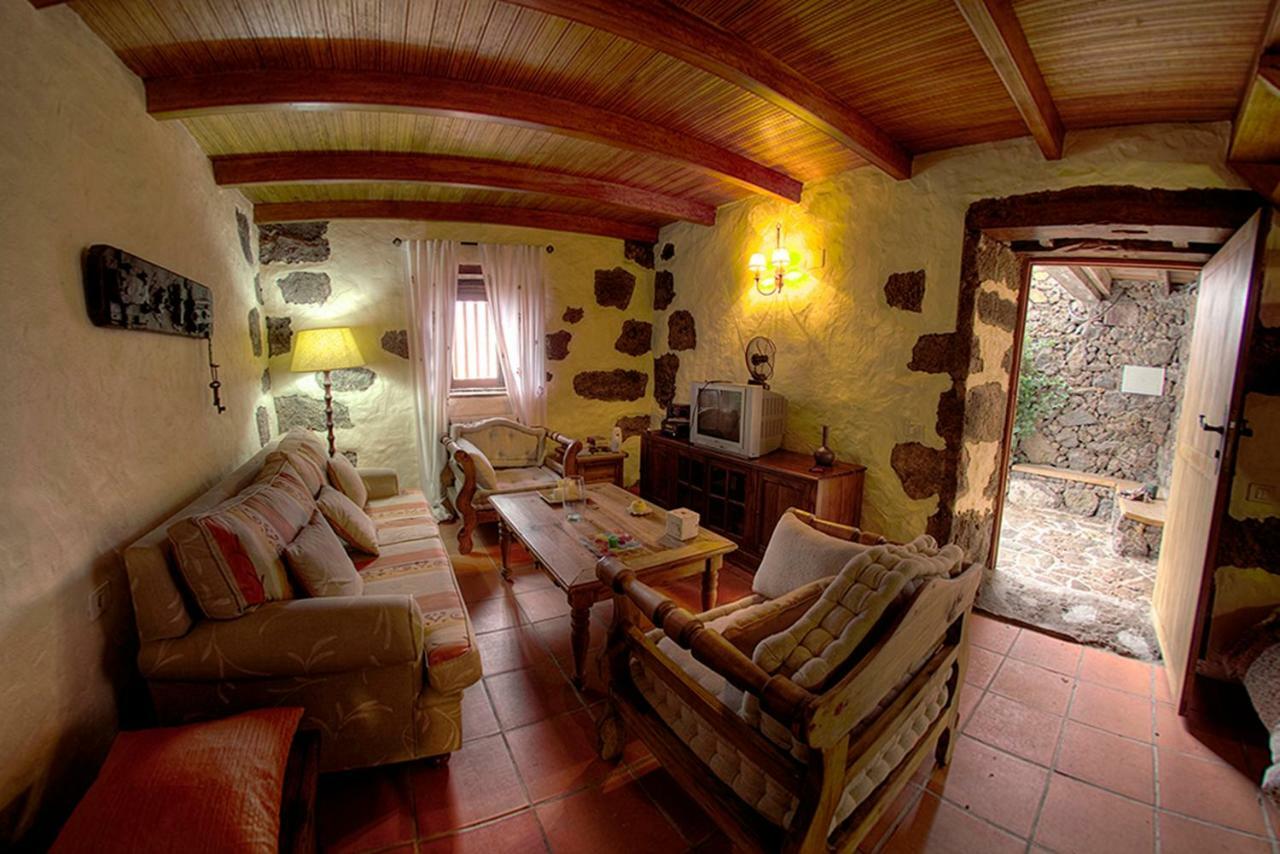 Geranios Rojos Guest House Las Rosas  Exterior photo